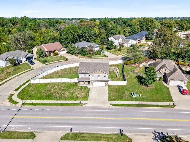 1000 S LOUISVILLE DR, Columbia, MO 65203