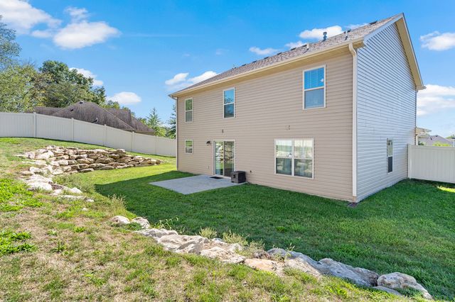 1000 S LOUISVILLE DR, Columbia, MO 65203