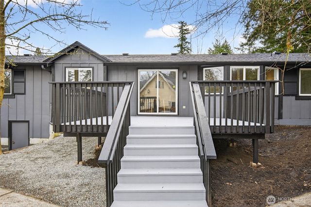 11819 Shore View Drive SW, Olympia, WA 98512