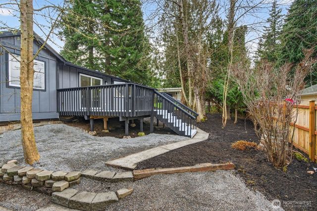 11819 Shore View Drive SW, Olympia, WA 98512