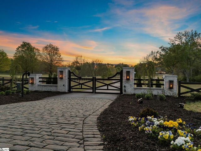 224 Hillside Church Road, Fountain Inn, SC 29644