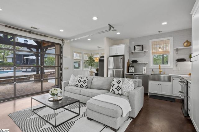 224 Hillside Church Road, Fountain Inn, SC 29644