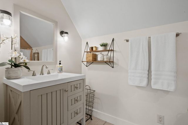 224 Hillside Church Road, Fountain Inn, SC 29644
