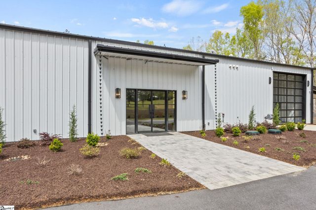 224 Hillside Church Road, Fountain Inn, SC 29644