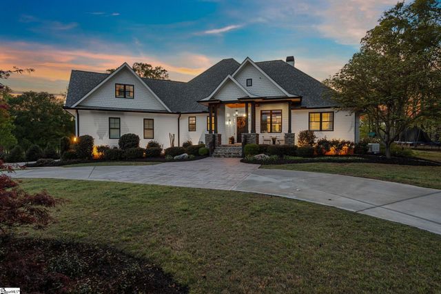 224 Hillside Church Road, Fountain Inn, SC 29644