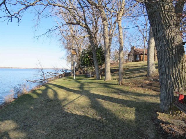 W9847 Dunn Road, Fox Lake, WI 53933