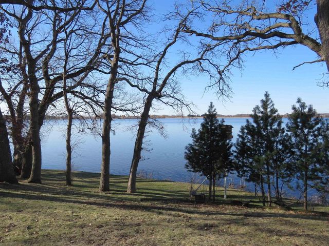 W9847 Dunn Road, Fox Lake, WI 53933
