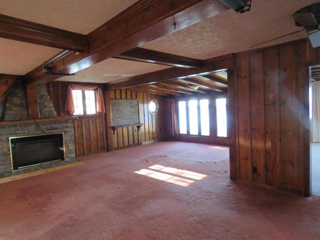 W9847 Dunn Road, Fox Lake, WI 53933