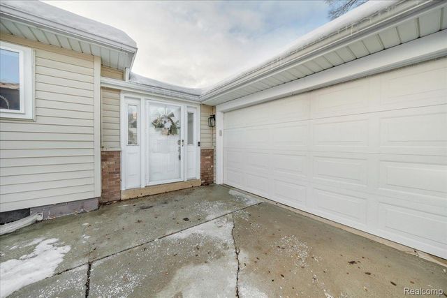 4620 Midland Avenue, Waterford Charter Township, MI 48329