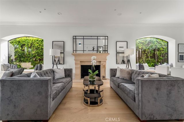 215 Poppy Avenue, Corona Del Mar, CA 92625