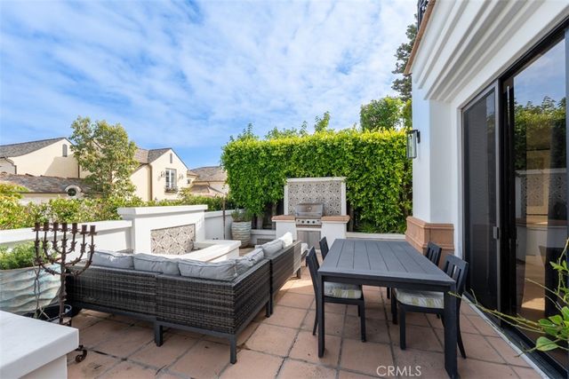 215 Poppy Avenue, Corona Del Mar, CA 92625