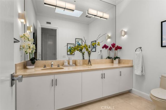 215 Poppy Avenue, Corona Del Mar, CA 92625