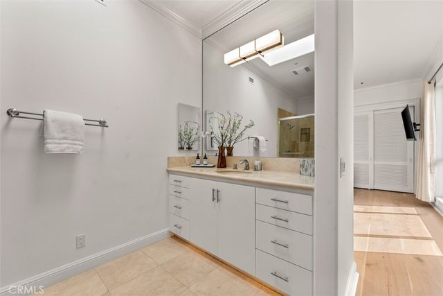 215 Poppy Avenue, Corona Del Mar, CA 92625