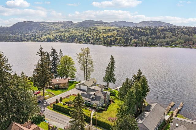 17298 Lake View Boulevard, Mount Vernon, WA 98274