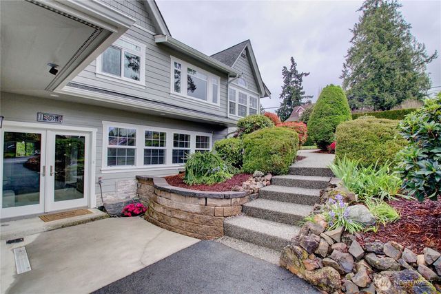17298 Lake View Boulevard, Mount Vernon, WA 98274