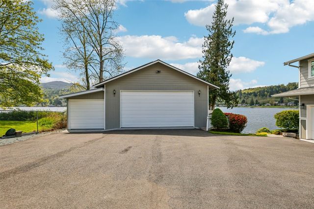 17298 Lake View Boulevard, Mount Vernon, WA 98274