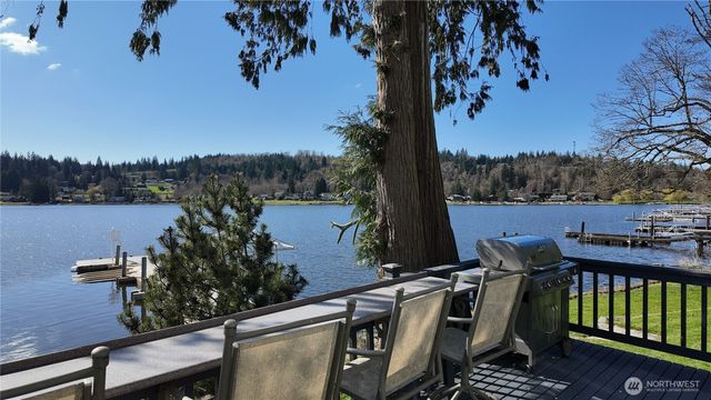 17298 Lake View Boulevard, Mount Vernon, WA 98274