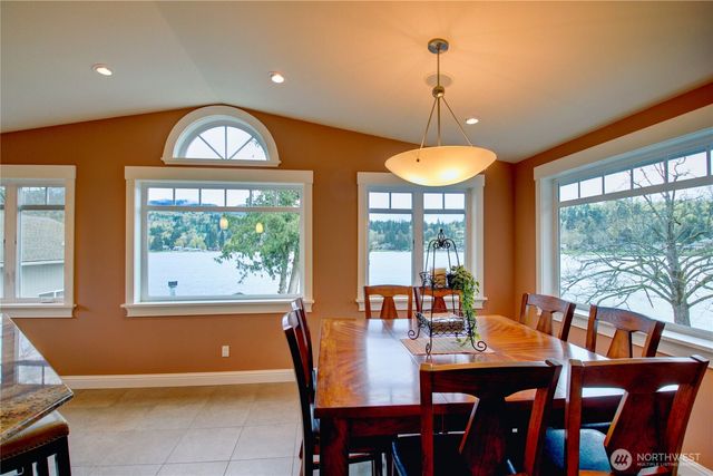 17298 Lake View Boulevard, Mount Vernon, WA 98274