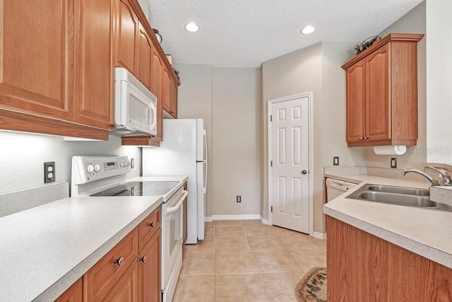617 PINEBRANCH CIRCLE, Winter Springs, FL 32708