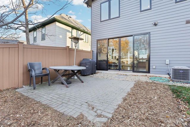 256 Waubesa Street, Madison, WI 53704