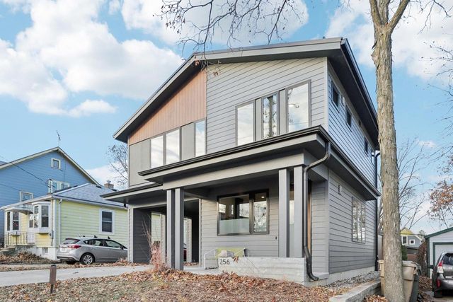 256 Waubesa Street, Madison, WI 53704