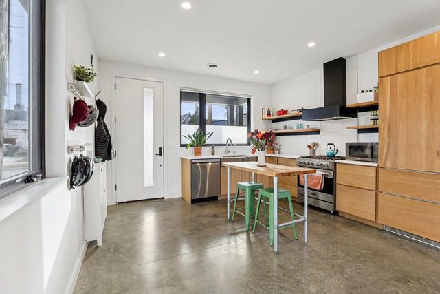 256 Waubesa Street, Madison, WI 53704