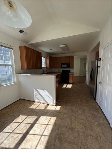 3788 Cainhoy LN, Virginia Beach, VA 23462