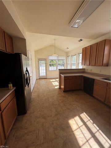 3788 Cainhoy LN, Virginia Beach, VA 23462
