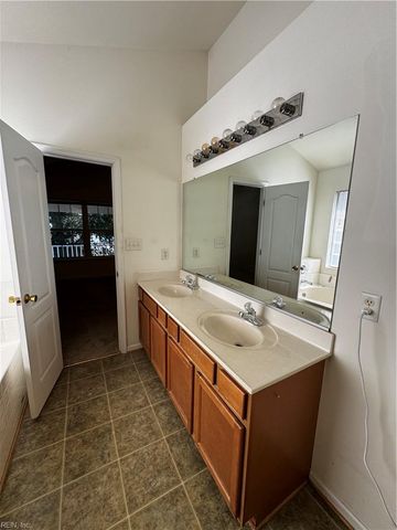 3788 Cainhoy LN, Virginia Beach, VA 23462