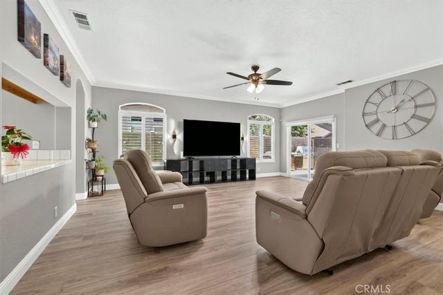 2063 Picadilly Court, Manteca, CA 95336