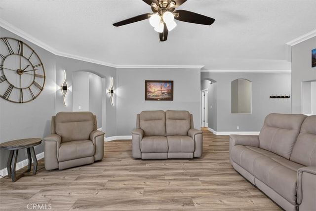 2063 Picadilly Court, Manteca, CA 95336