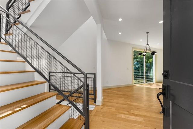 335 Eureka NE Drive, Atlanta, GA 30305