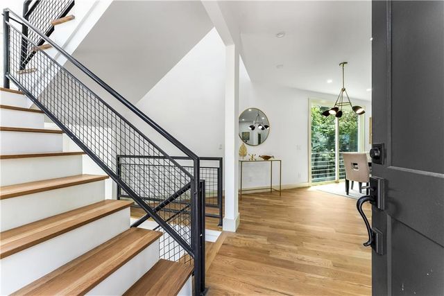 335 Eureka NE Drive, Atlanta, GA 30305