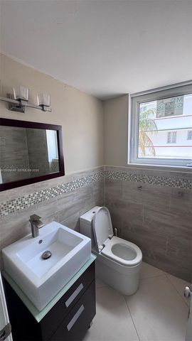 865 Collins Ave 210, Miami Beach, FL 33139
