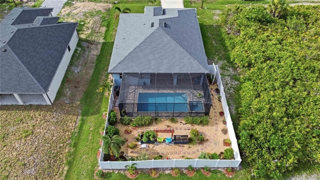 119 GREEN OAK PARK, Rotonda West, FL 33947