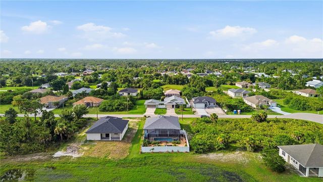 119 GREEN OAK PARK, Rotonda West, FL 33947