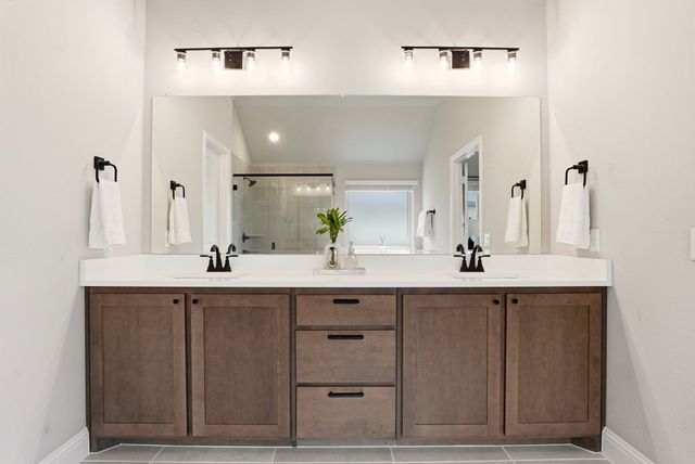 5414 Rowlan Row, Midlothian, TX 76065