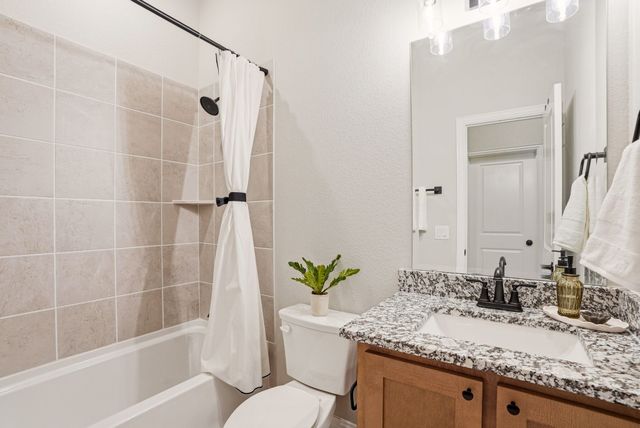 5414 Rowlan Row, Midlothian, TX 76065