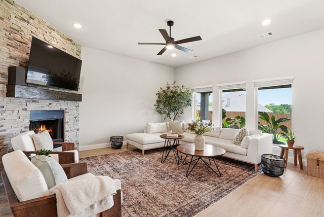 5414 Rowlan Row, Midlothian, TX 76065