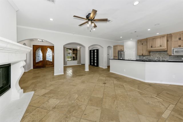 1313 Mildred Lane, Benbrook, TX 76126