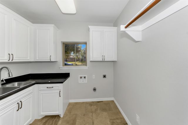 1313 Mildred Lane, Benbrook, TX 76126