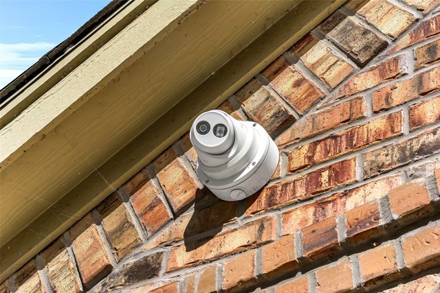 1313 Mildred Lane, Benbrook, TX 76126