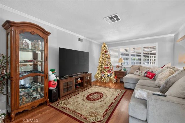 402 S San Mateo Street, Redlands, CA 92373
