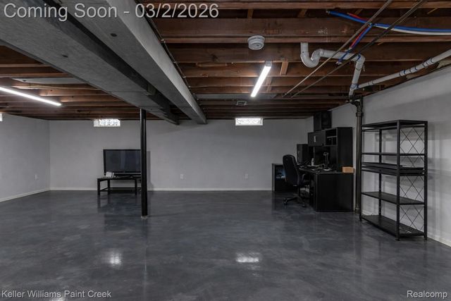 35400 Weideman Street, Clinton Charter Township, MI 48035