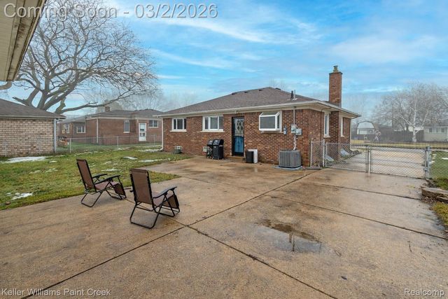 35400 Weideman Street, Clinton Charter Township, MI 48035