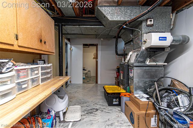 35400 Weideman Street, Clinton Charter Township, MI 48035