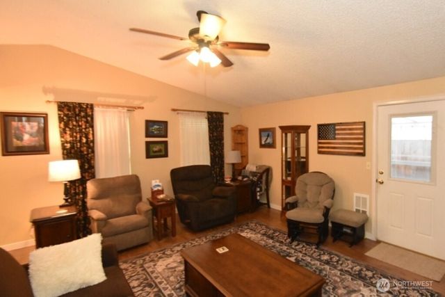 5315 119th Place NE, Marysville, WA 98271