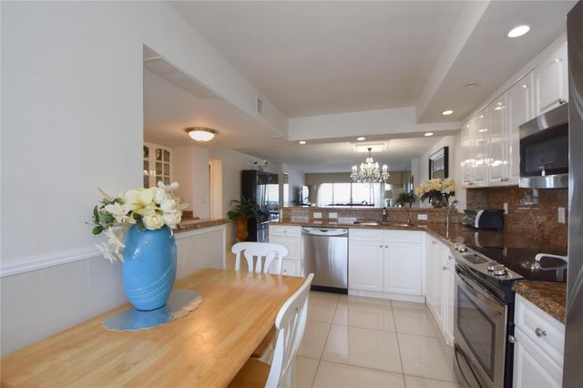 1012 N Ocean Boulevard 204, Pompano Beach, FL 33062