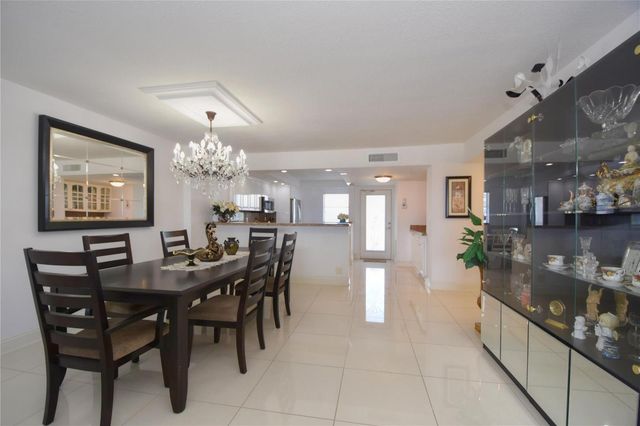 1012 N Ocean Boulevard 204, Pompano Beach, FL 33062