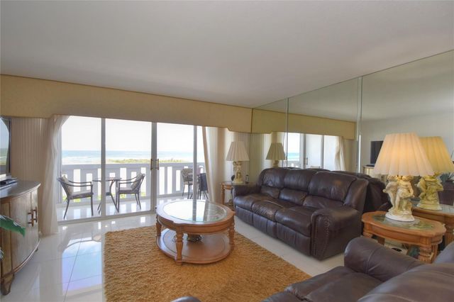 1012 N Ocean Boulevard 204, Pompano Beach, FL 33062